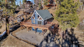 Bear Mountain Views by Big Bear Vacations Walk to Ski Lift Chalet with Foosball & Views